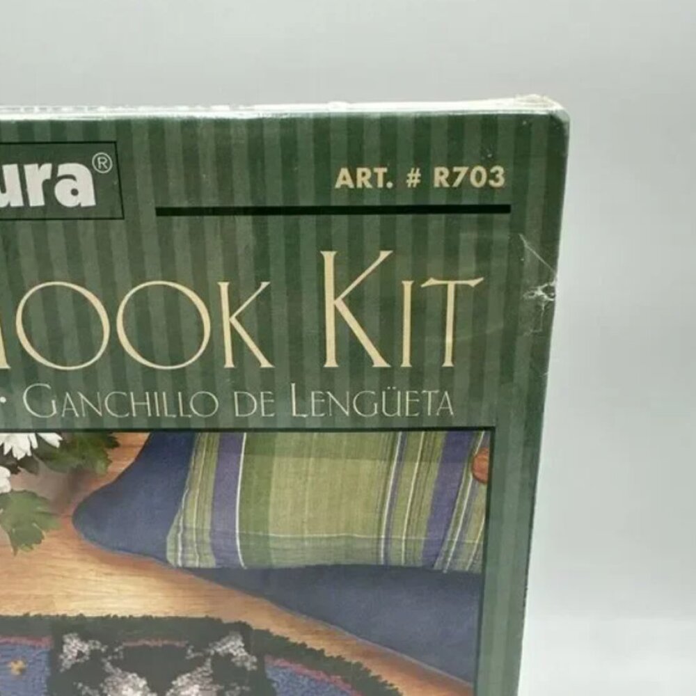 vintage Caron Latch Hook Kit Cuddly Kittens R703 20x27 Rug New Sealed